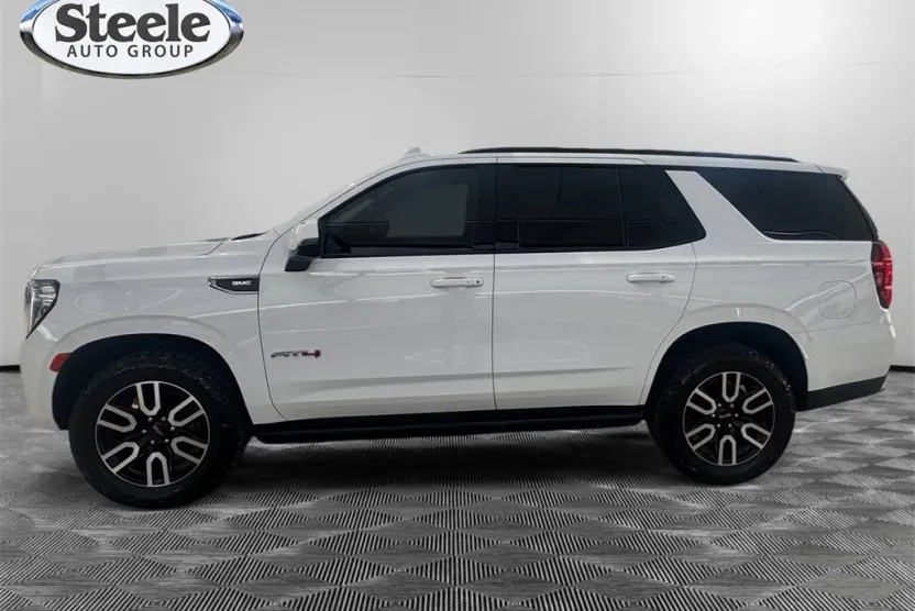 2022 Gmc Yukon AT4 photo 1