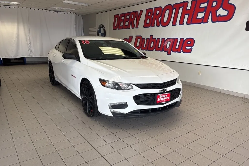 2018 Chevrolet Malibu 1LT photo 1