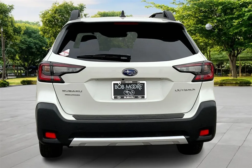 2025 Subaru Outback Limited photo 1