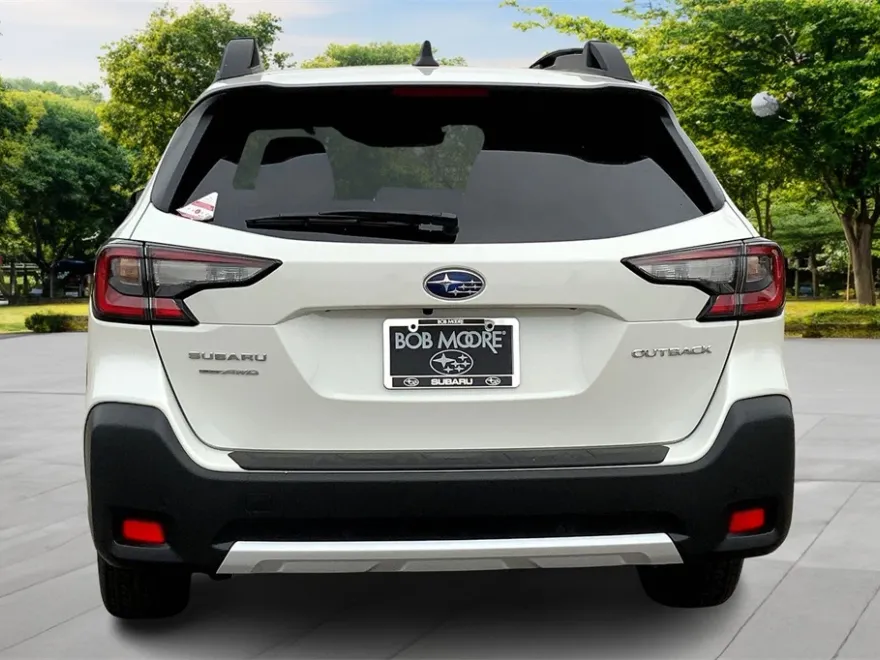 2025 Subaru Outback Limited photo 1