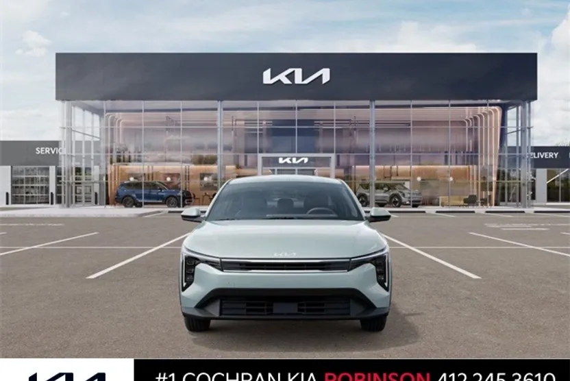 2025 Kia K4 LXS photo 1