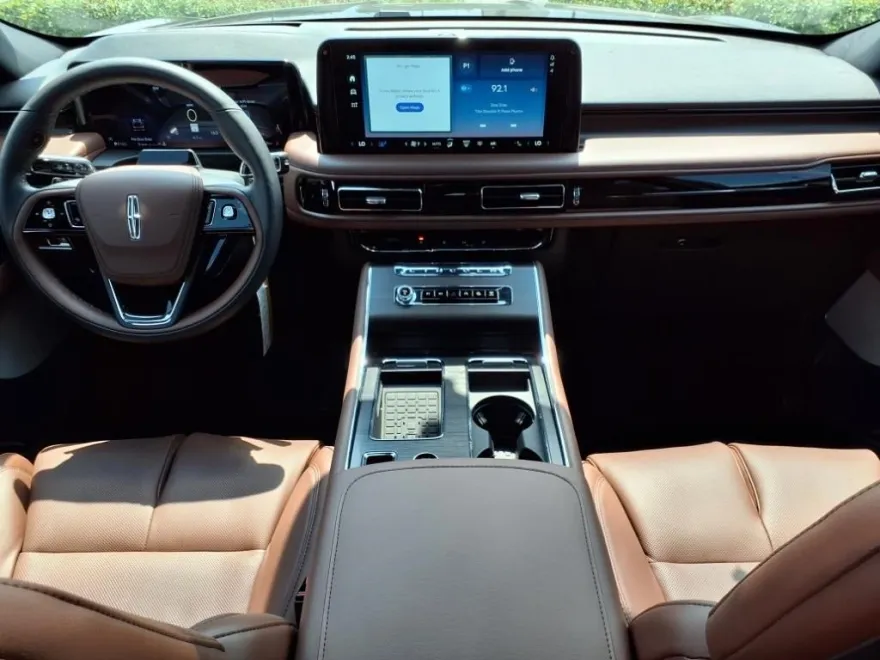 2025 Lincoln Aviator Reserve photo 1