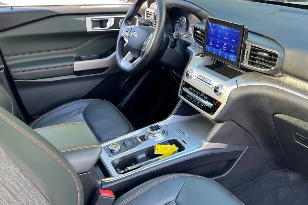 2022 Ford Explorer Timberline photo 1
