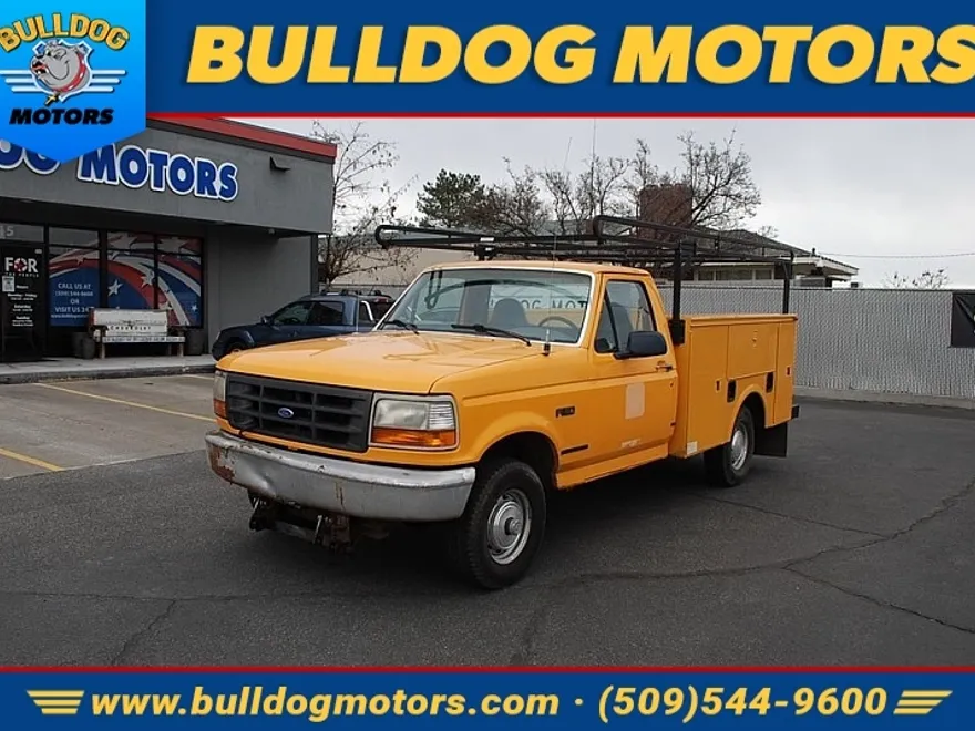 1996 Ford F-150 XL photo 1