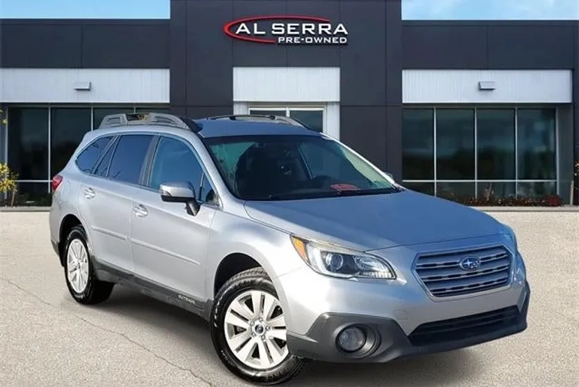 2016 Subaru Outback 2.5i Premium photo 1