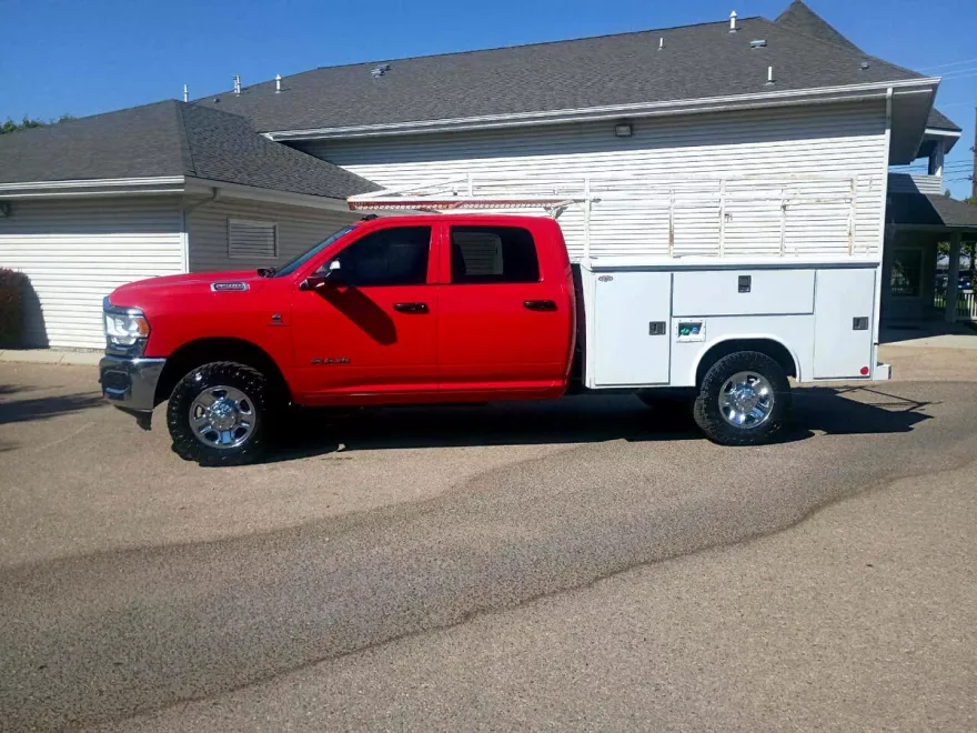 2020 Ram 3500 Tradesman photo 1