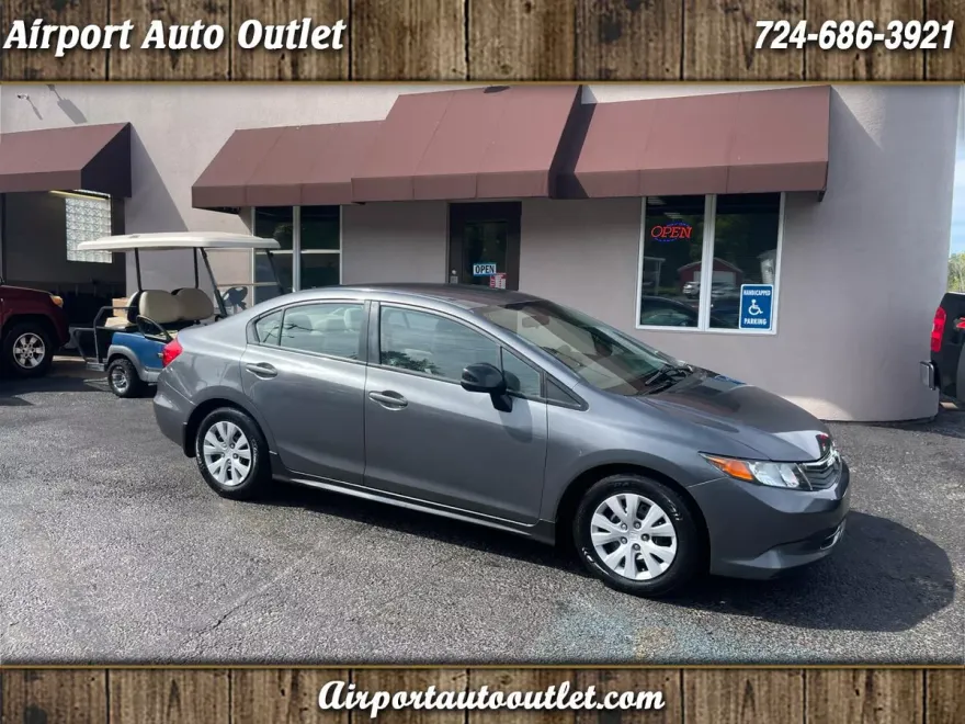 2012 Honda Civic LX photo 1