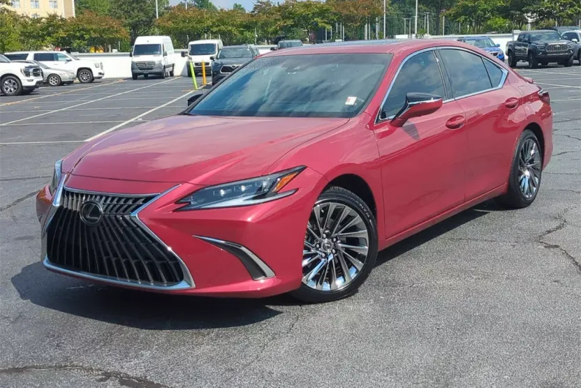 2025 Lexus ES 300h Ultra Luxury photo 1