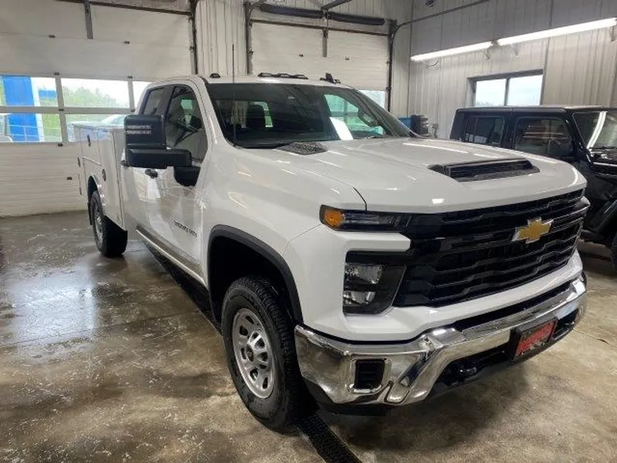2025 Chevrolet Silverado 3500HD Work Truck photo 1