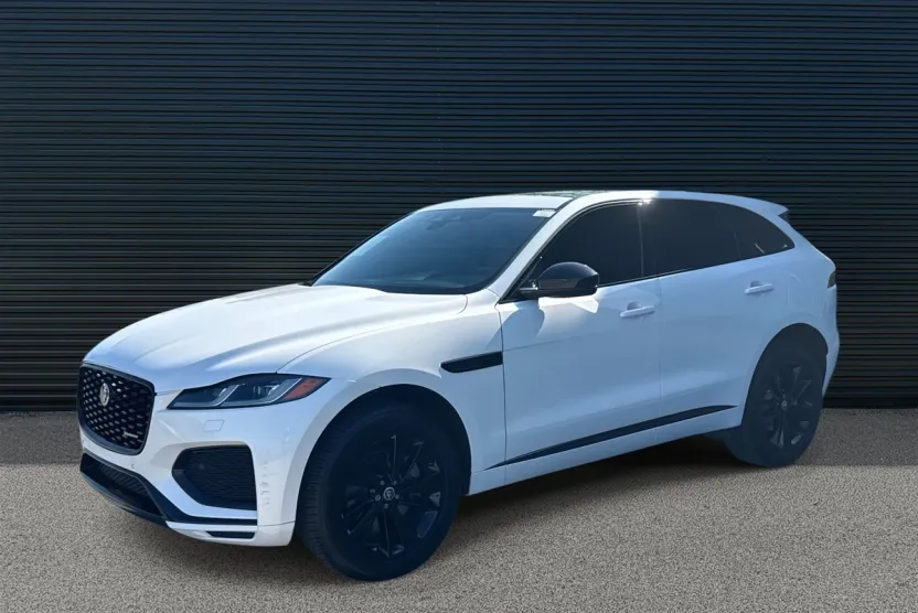 2024 Jaguar F-PACE P250 R-Dynamic S photo 1