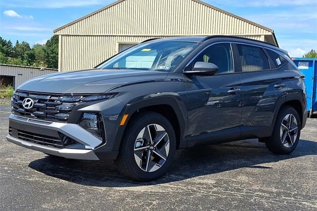 2025 Hyundai Tucson SEL photo 1