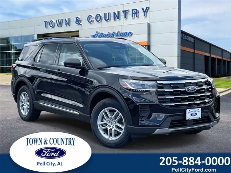 2025 Ford Explorer photo 1