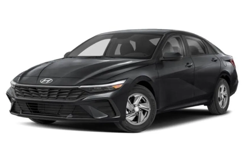 2024 Hyundai Elantra SE photo 1