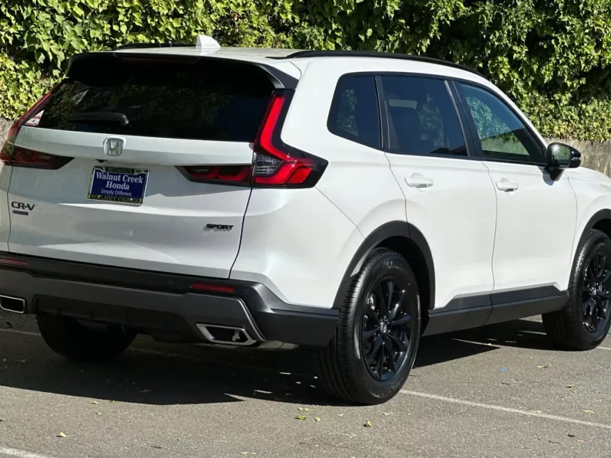 2026 Honda CR-V Hybrid Sport-L photo 1