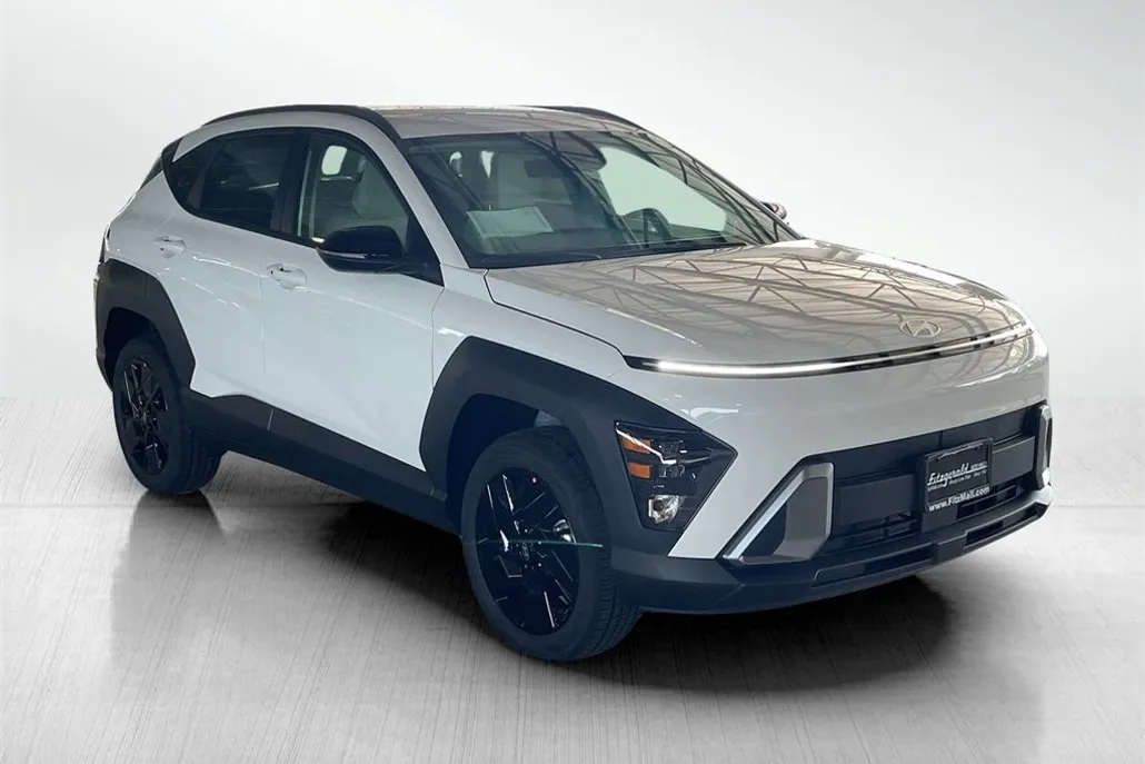 2026 Hyundai Kona SEL photo 1