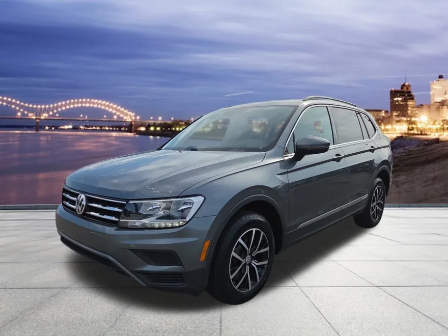 2021 Volkswagen Tiguan SE photo 1