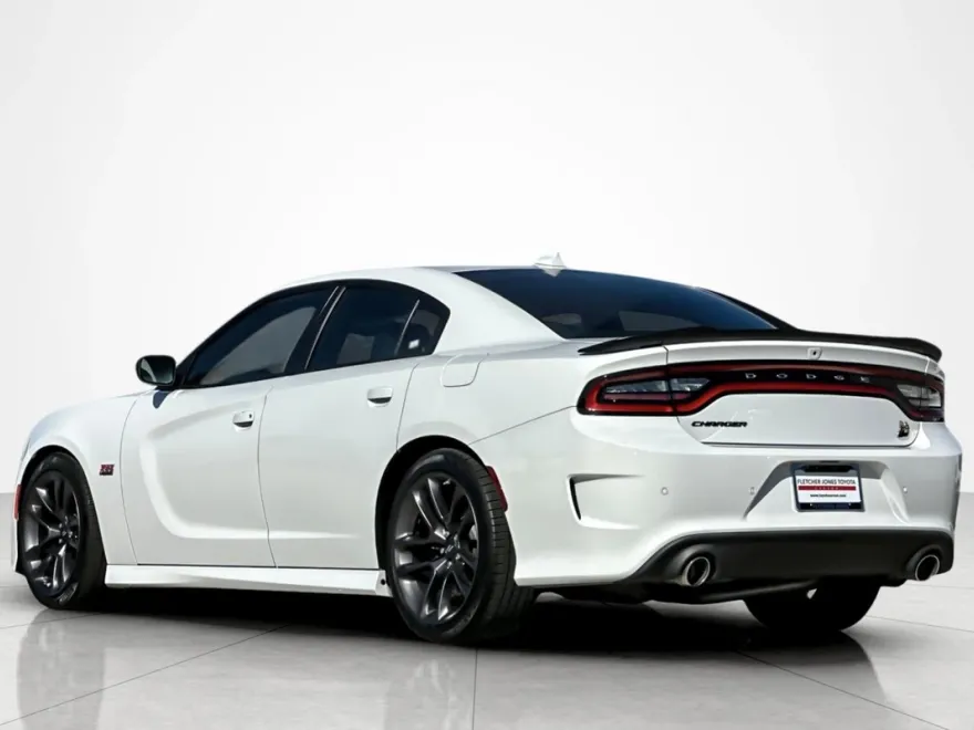 2023 Dodge Charger Scat Pack photo 1