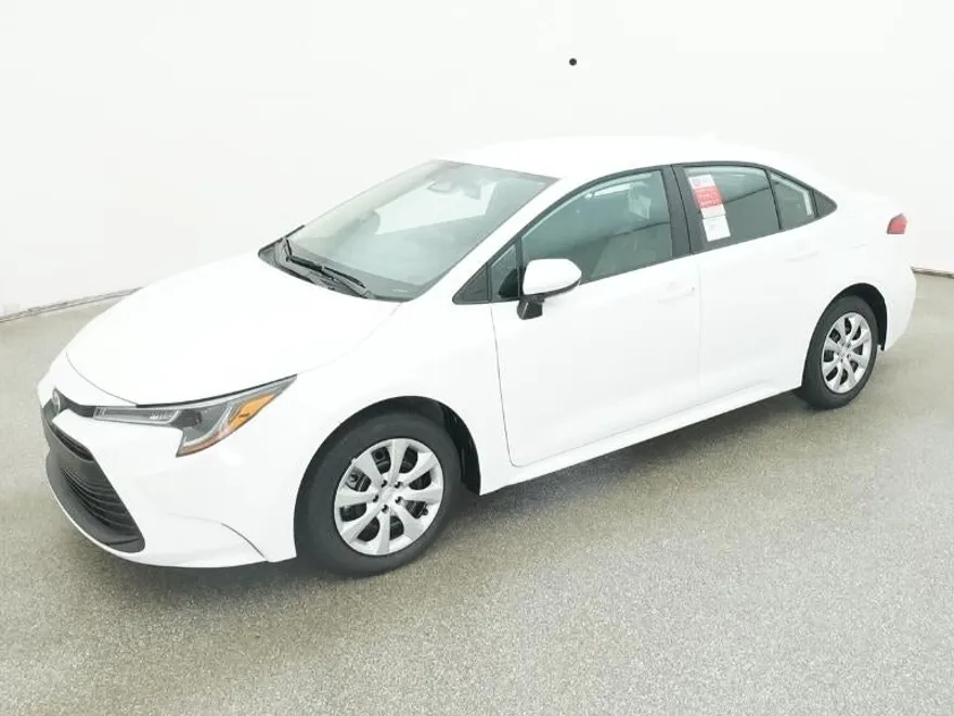 2026 Toyota Corolla LE photo 1