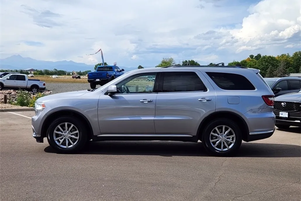 2018 Dodge Durango SXT photo 1