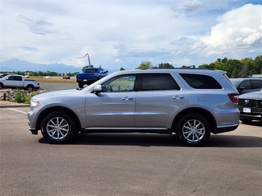 2018 Dodge Durango SXT photo 1