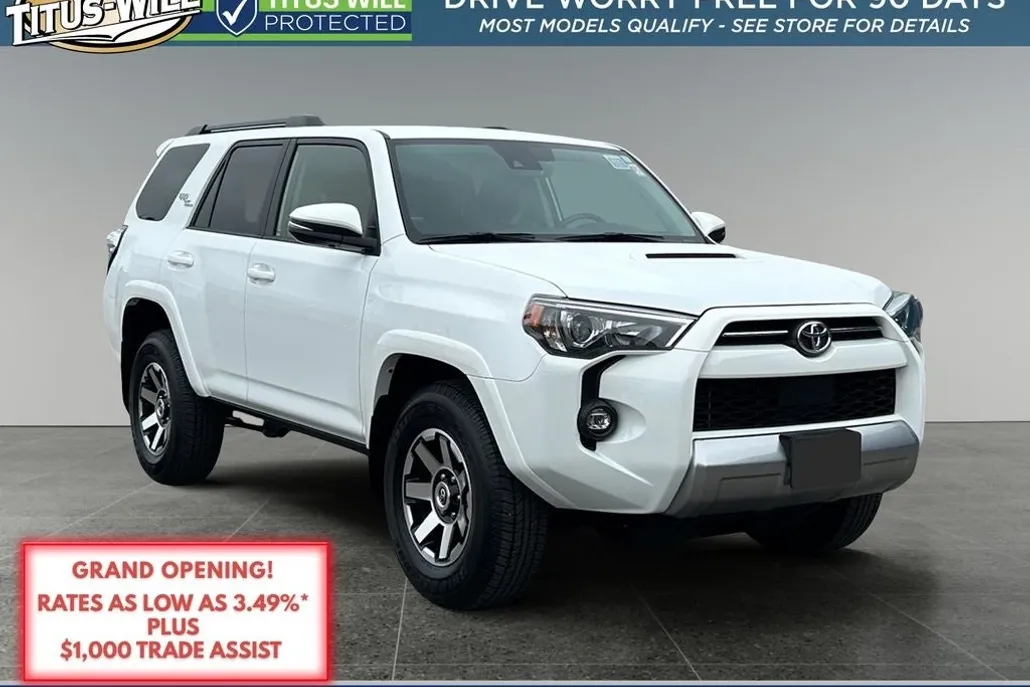 2024 Toyota 4Runner TRD Off-Road Premium photo 1