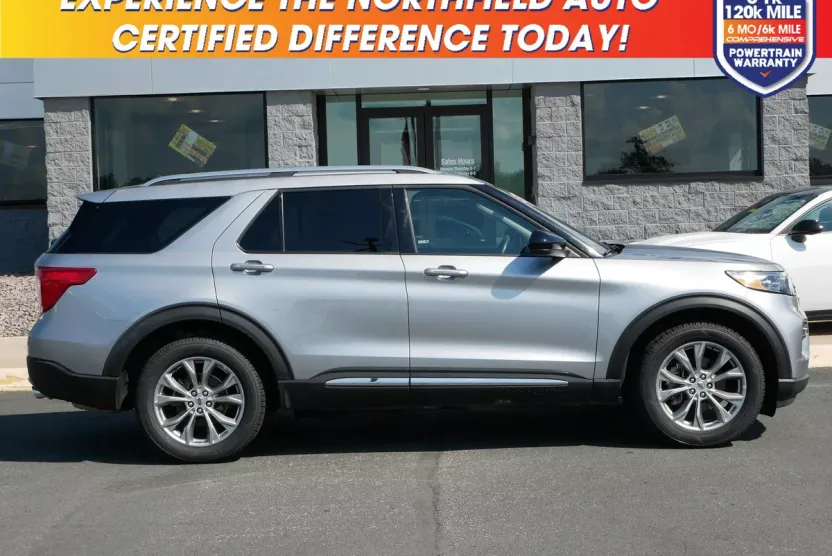 2023 Ford Explorer Limited photo 1