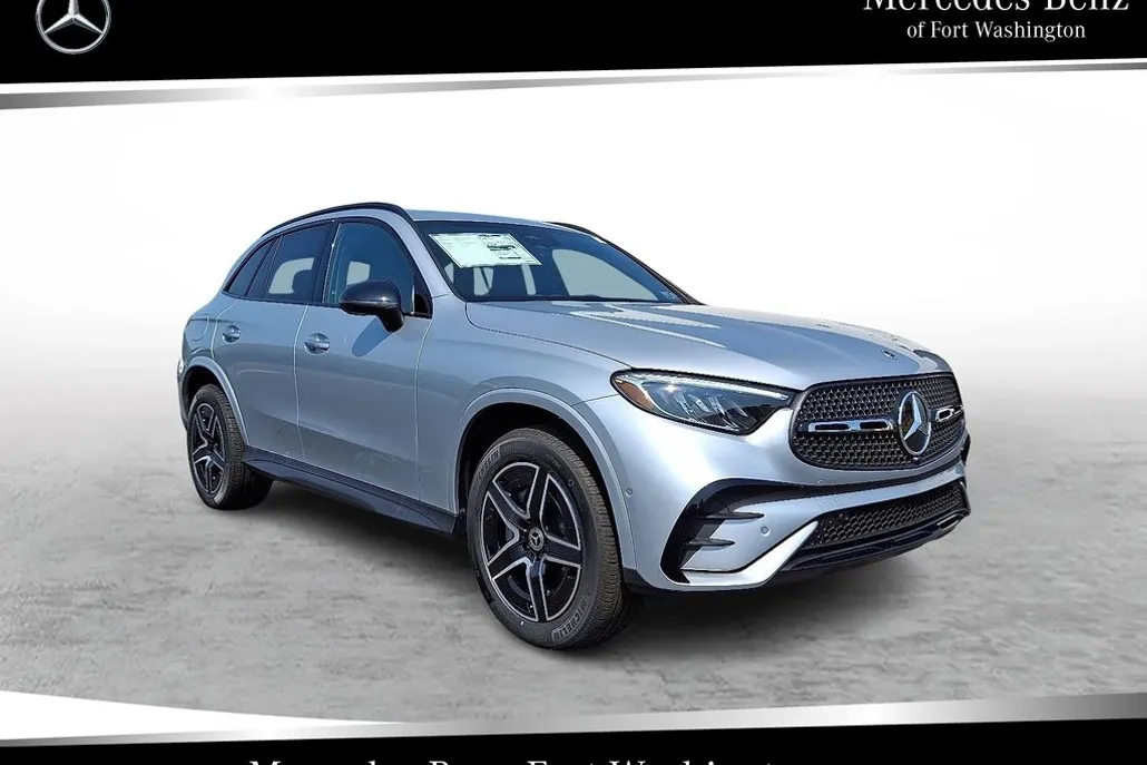 2025 Mercedes Benz GLC 300 4MATIC photo 1