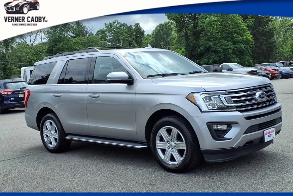 2021 Ford Expedition XLT photo 1