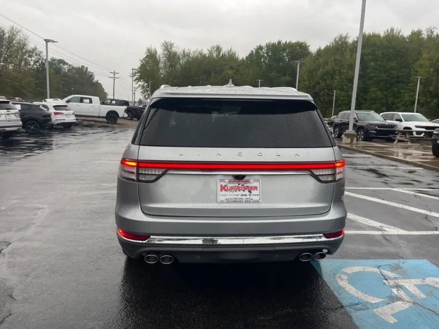 2020 Lincoln Aviator Reserve photo 1