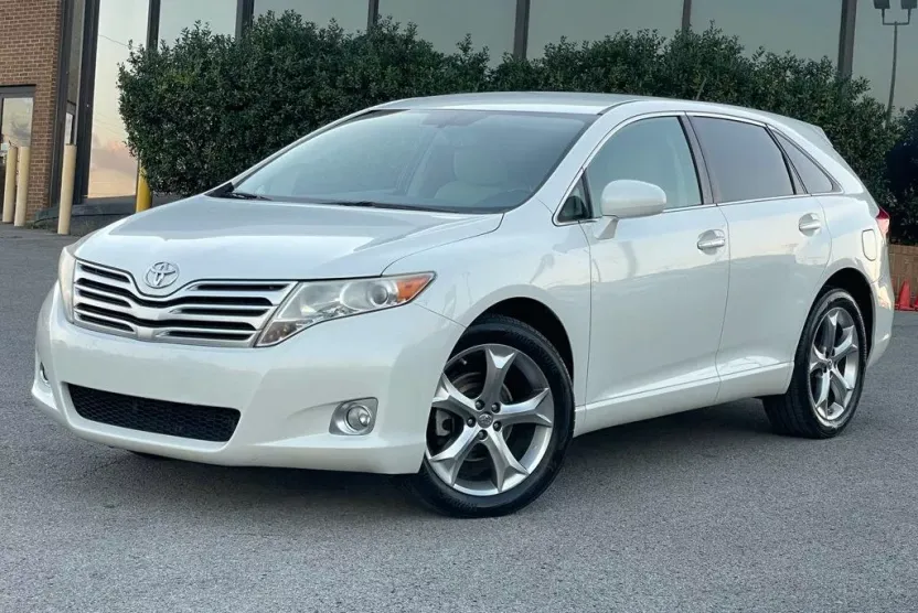 2010 Toyota Venza photo 1