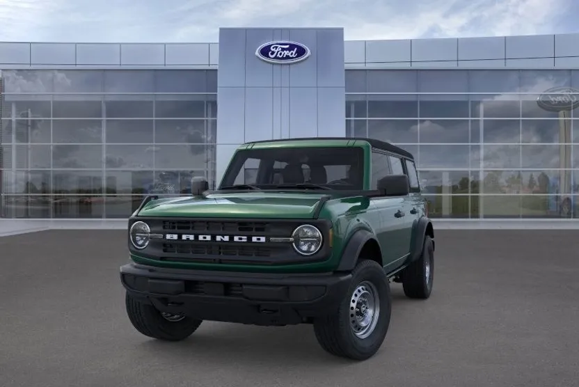 2025 Ford Bronco Base photo 1