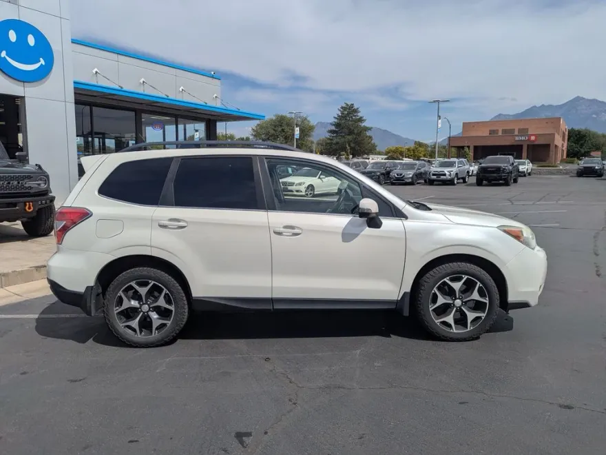 2014 Subaru Forester 2.0XT Touring photo 1