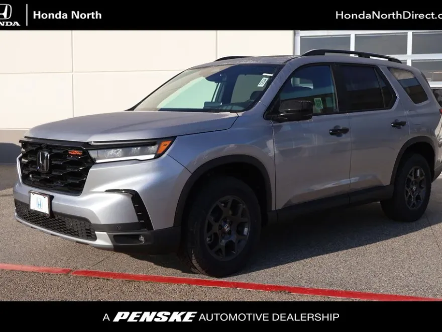 2025 Honda Pilot TrailSport photo 1