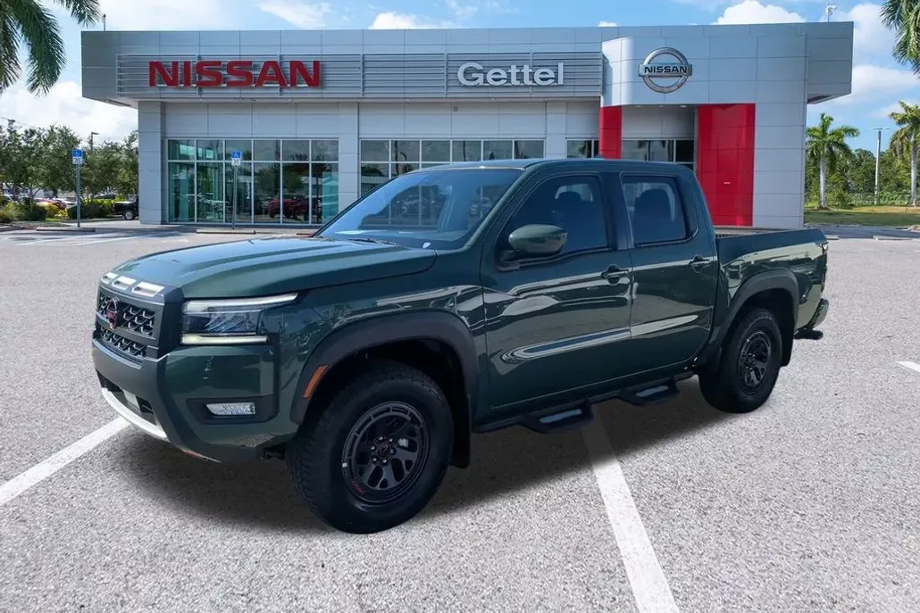 2025 Nissan Frontier PRO-4X photo 1