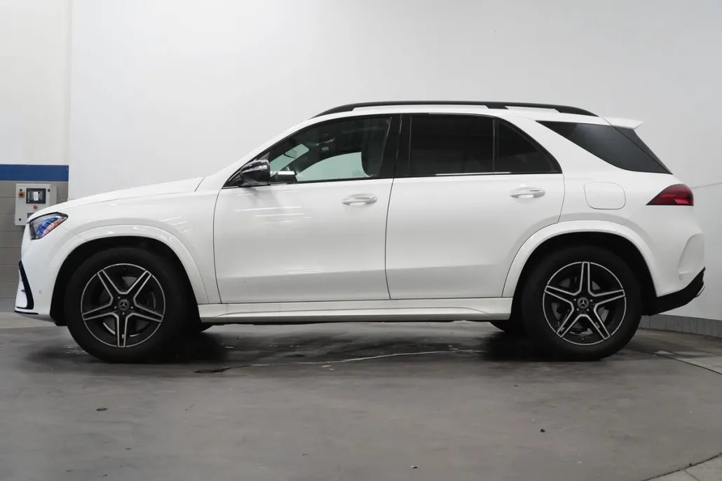 2024 Mercedes Benz GLE 450e 4MATIC photo 1