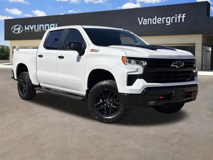 2024 Chevrolet Silverado 1500 LT Trail Boss photo 1