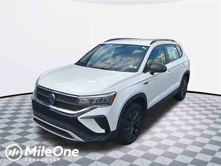 2024 Volkswagen Taos S photo 1