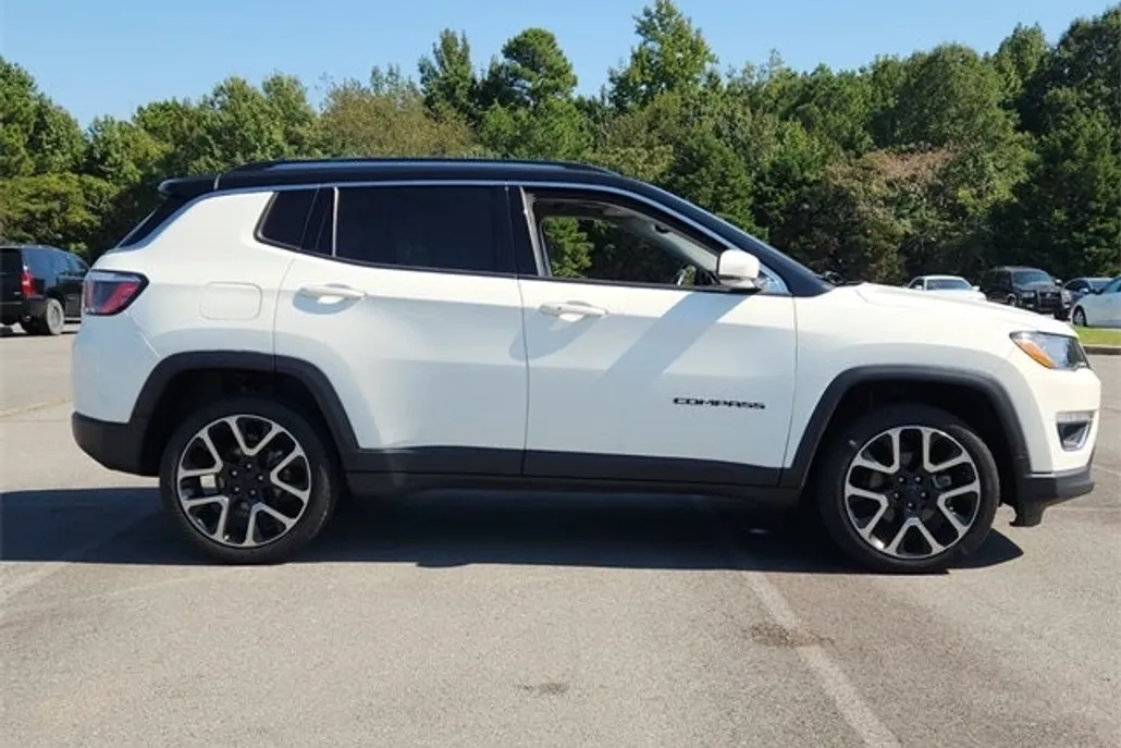 2019 Jeep Compass Limited photo 1