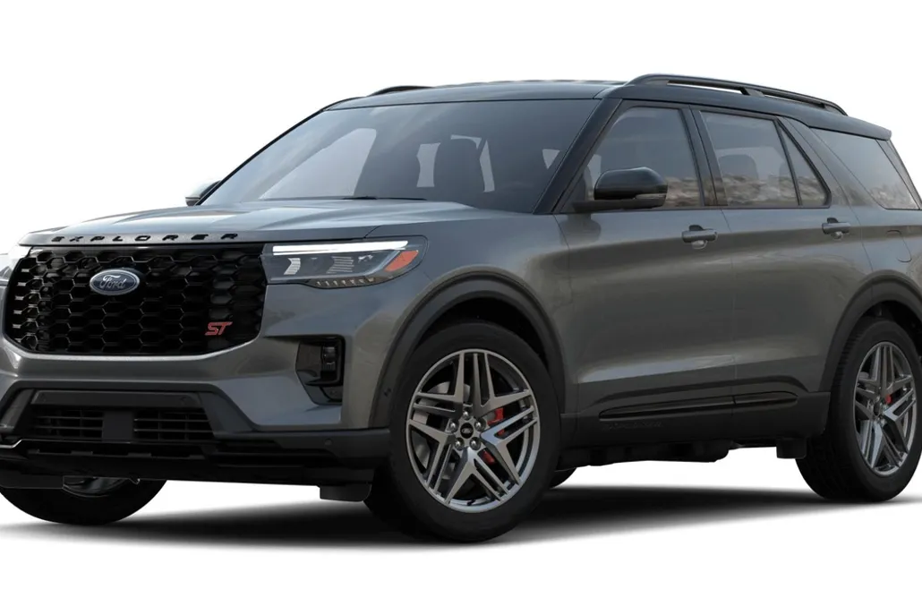 2025 Ford Explorer ST photo 1