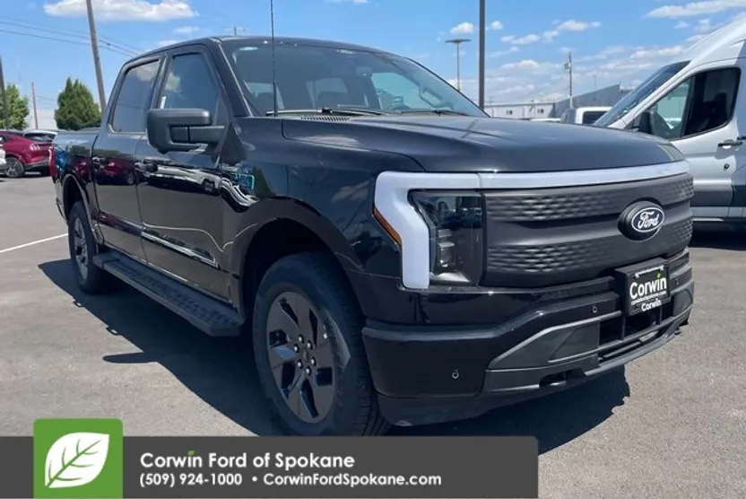 2025 Ford F-150 Lightning photo 1