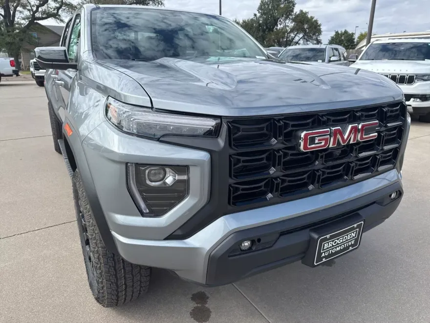 2026 Gmc Canyon Elevation photo 1