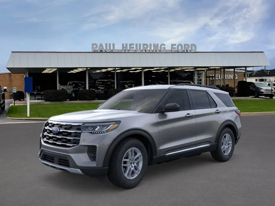 2025 Ford Explorer photo 1