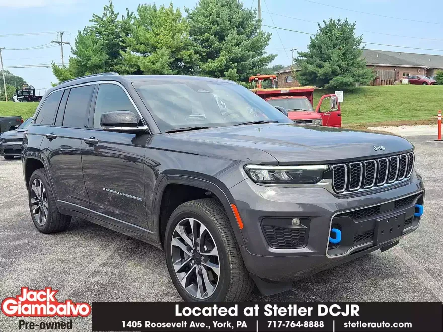 2024 Jeep Cherokee Overland 4xe photo 1