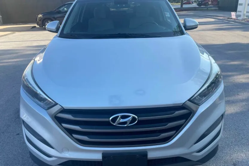 2016 Hyundai Tucson Sport photo 1
