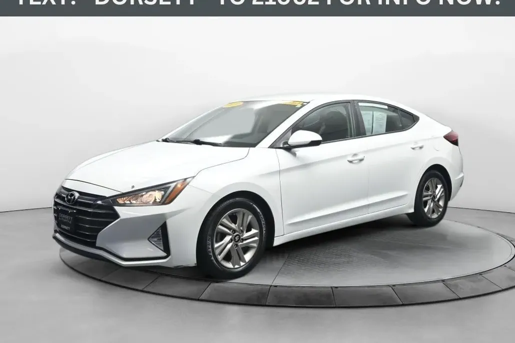 2019 Hyundai Elantra SEL photo 1