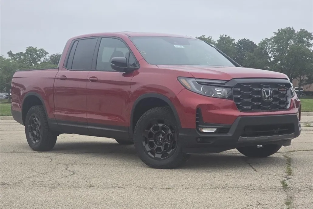 2025 Honda Ridgeline TrailSport photo 1