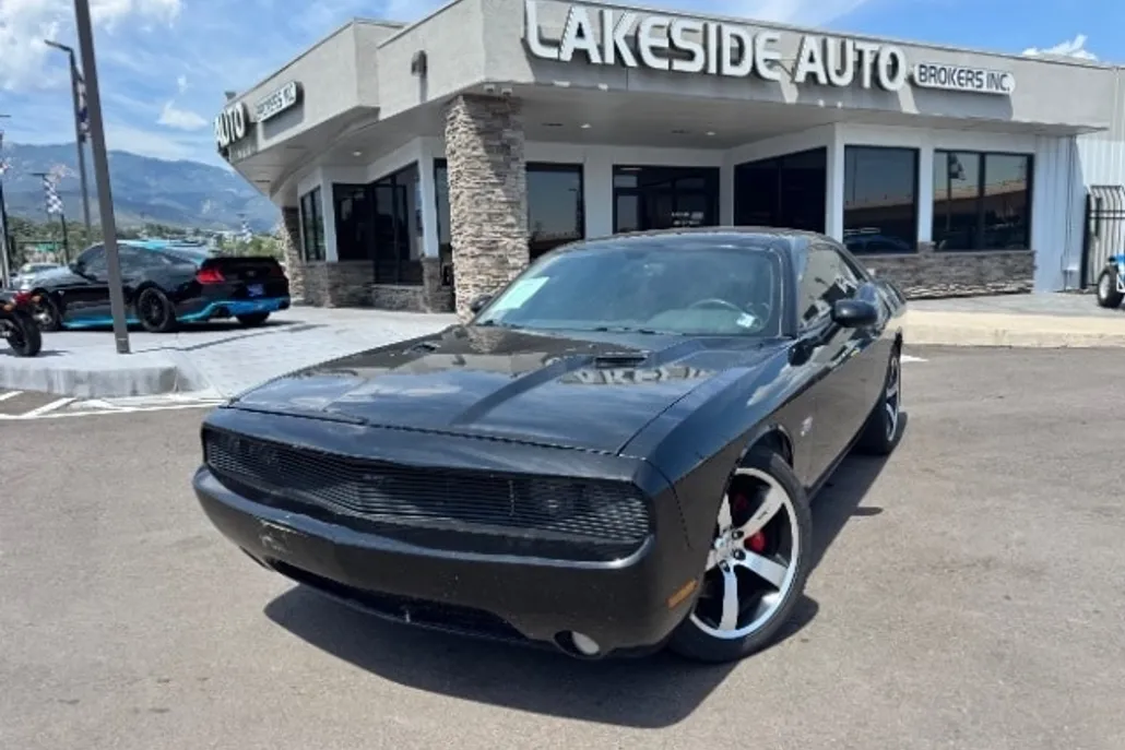 2014 Dodge Challenger SRT8 photo 1