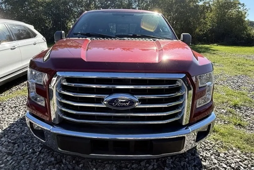 2017 Ford F-150 XLT photo 1