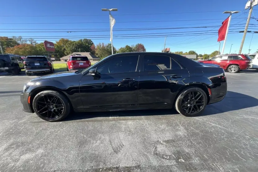 2020 Chrysler 300 S photo 1