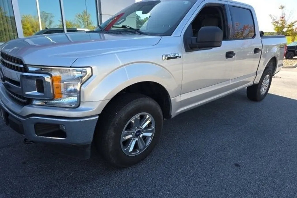 2019 Ford F-150 XLT photo 1